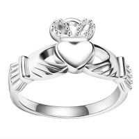Classic Claddagh Ring
